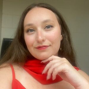 Meet your Posher, Carlyn